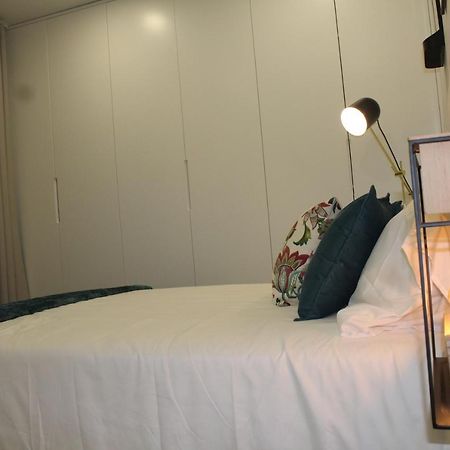 Apartamentos Da Travessa Praia da Vitória Extérieur photo