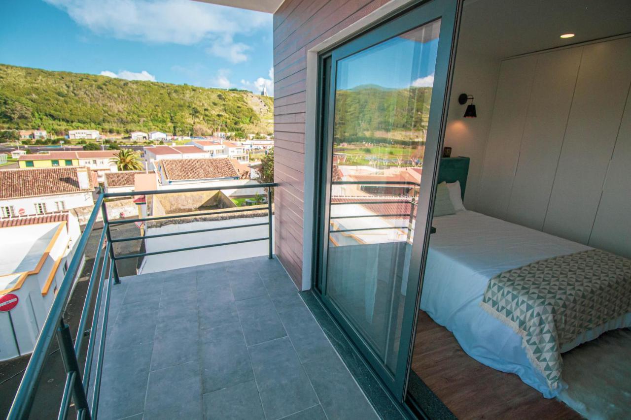 Apartamentos Da Travessa Praia da Vitória Extérieur photo