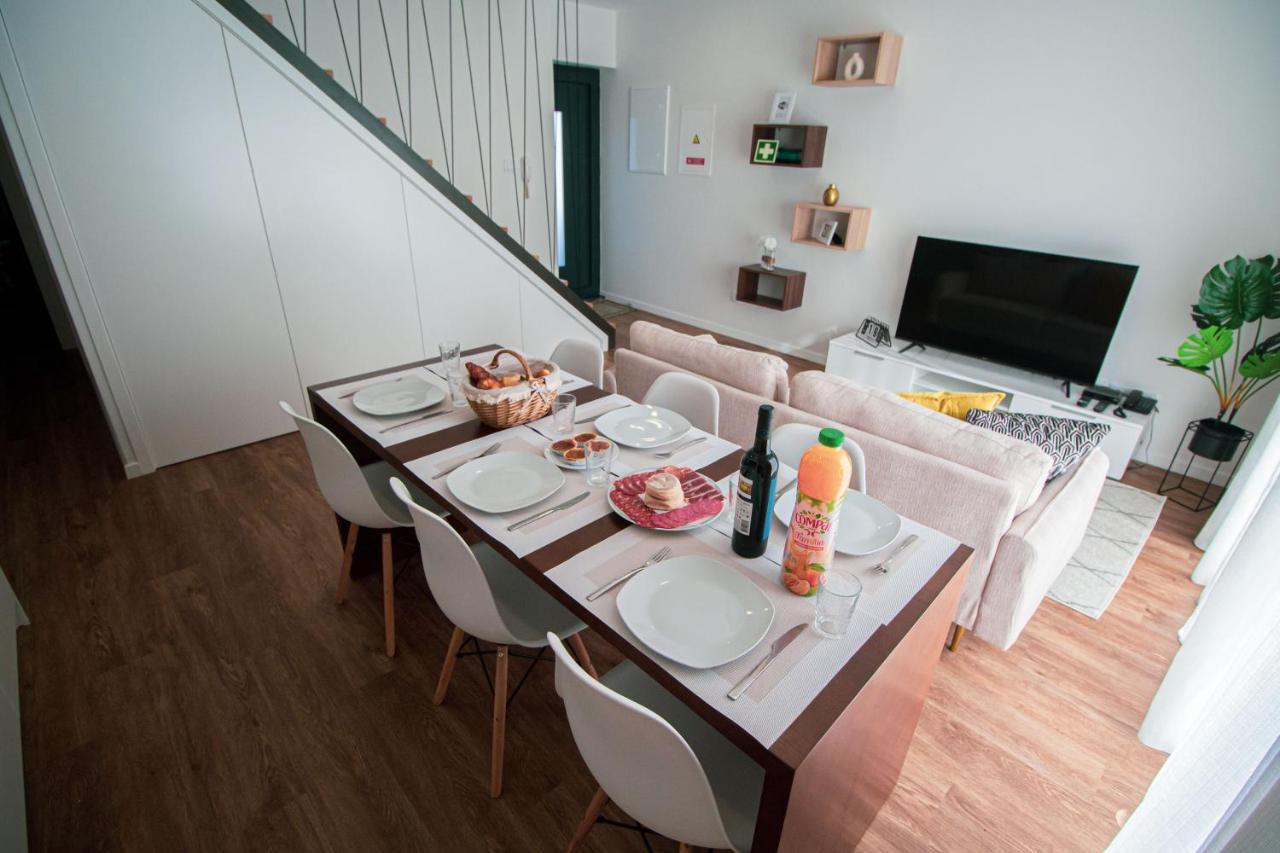 Apartamentos Da Travessa Praia da Vitória Extérieur photo