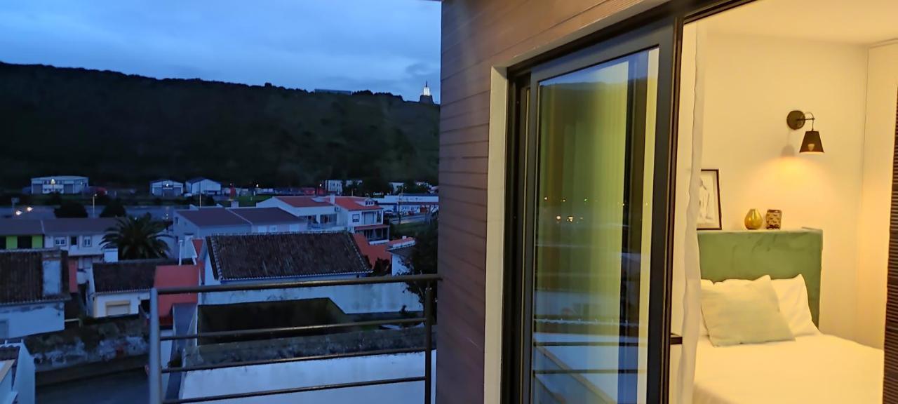 Apartamentos Da Travessa Praia da Vitória Extérieur photo